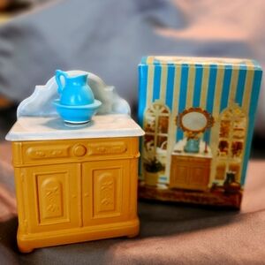 Vintage Avon Victorian Washstand Empty Glass Decanter